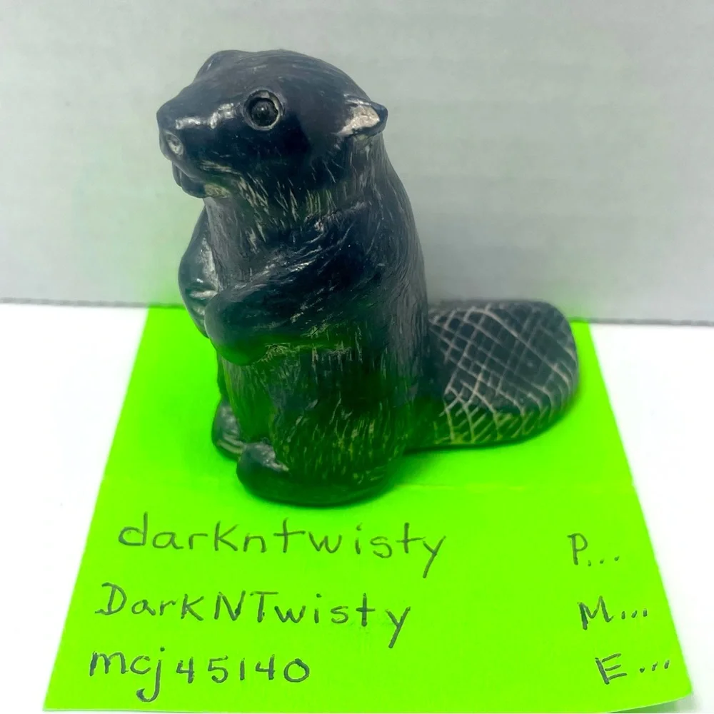 NWOT Vintage The Wolf Sculptures Canada Soapstone Beaver - Picture 3 of 16